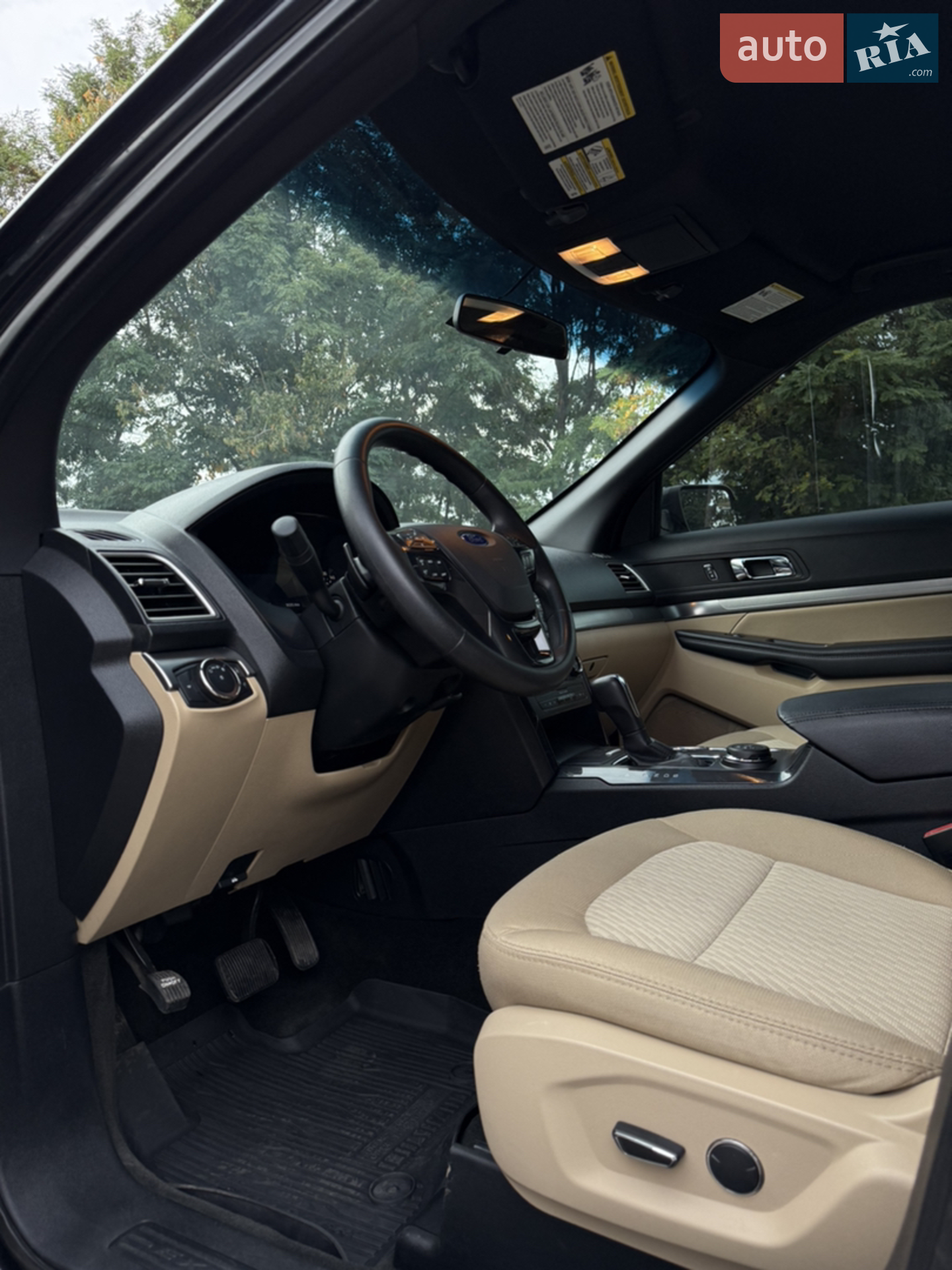2017 Ford Explorer - мініатюра 17