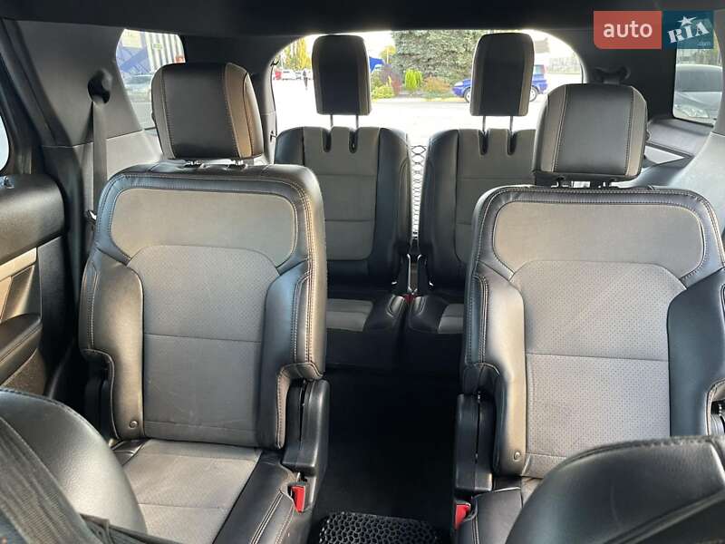 Позашляховик / Кросовер Ford Explorer 2015 в Вінниці