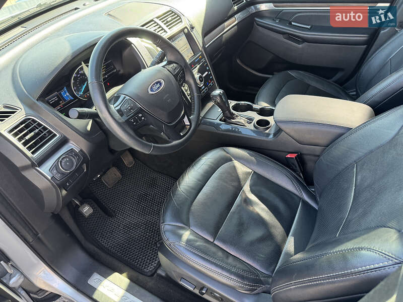 Позашляховик / Кросовер Ford Explorer 2018 в Києві