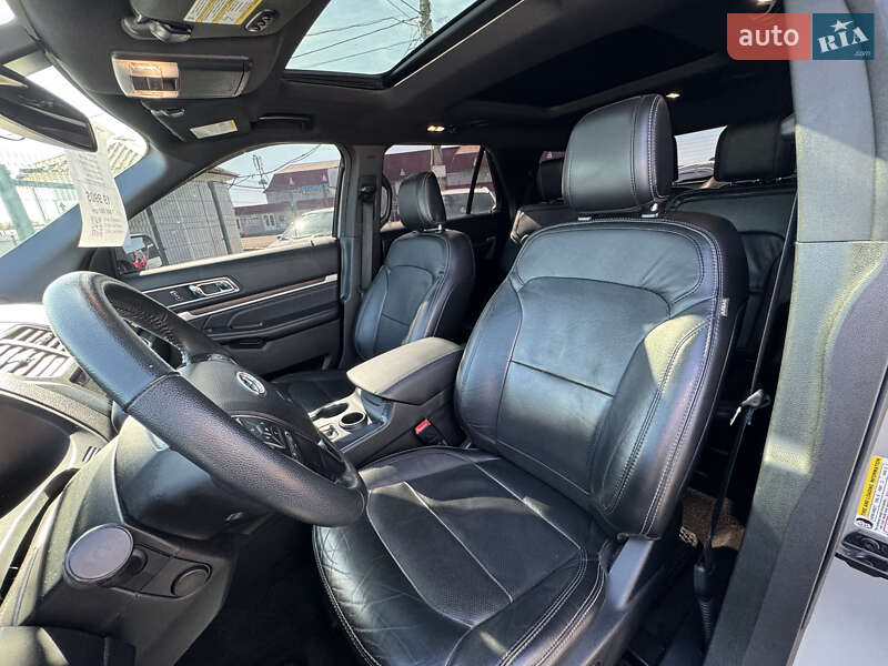 Позашляховик / Кросовер Ford Explorer 2018 в Києві