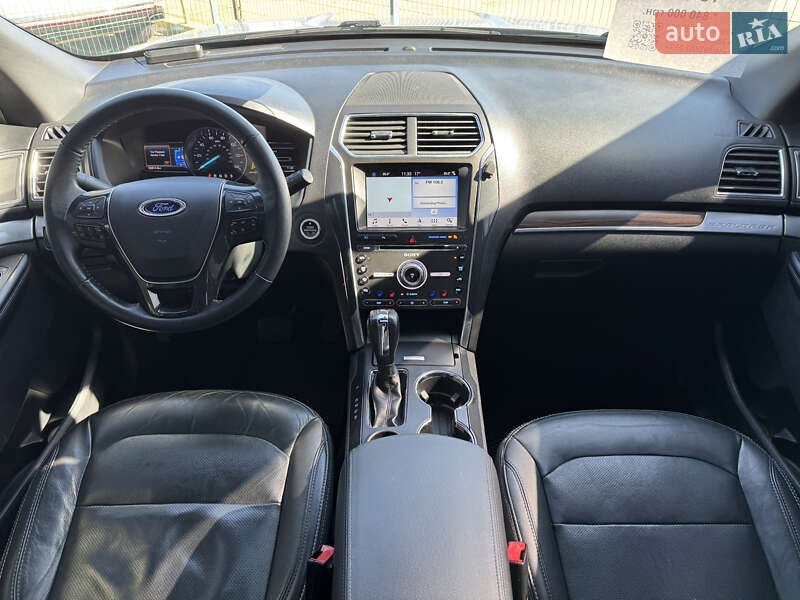 Позашляховик / Кросовер Ford Explorer 2018 в Києві
