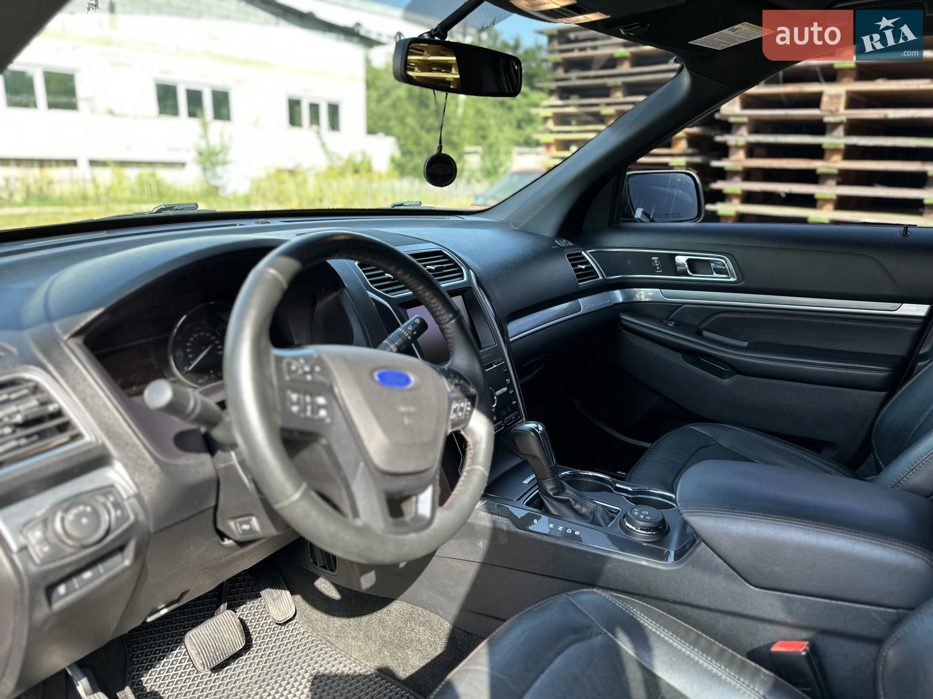 2016 Ford Explorer - мініатюра 9
