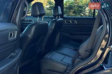 Внедорожник / Кроссовер Ford Explorer 2016 в 