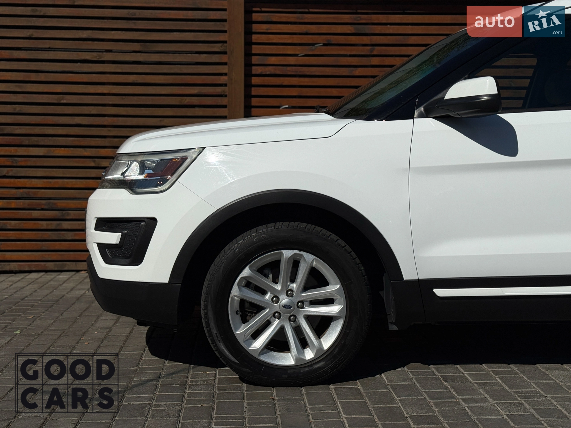 2017 Ford Explorer - мініатюра 10