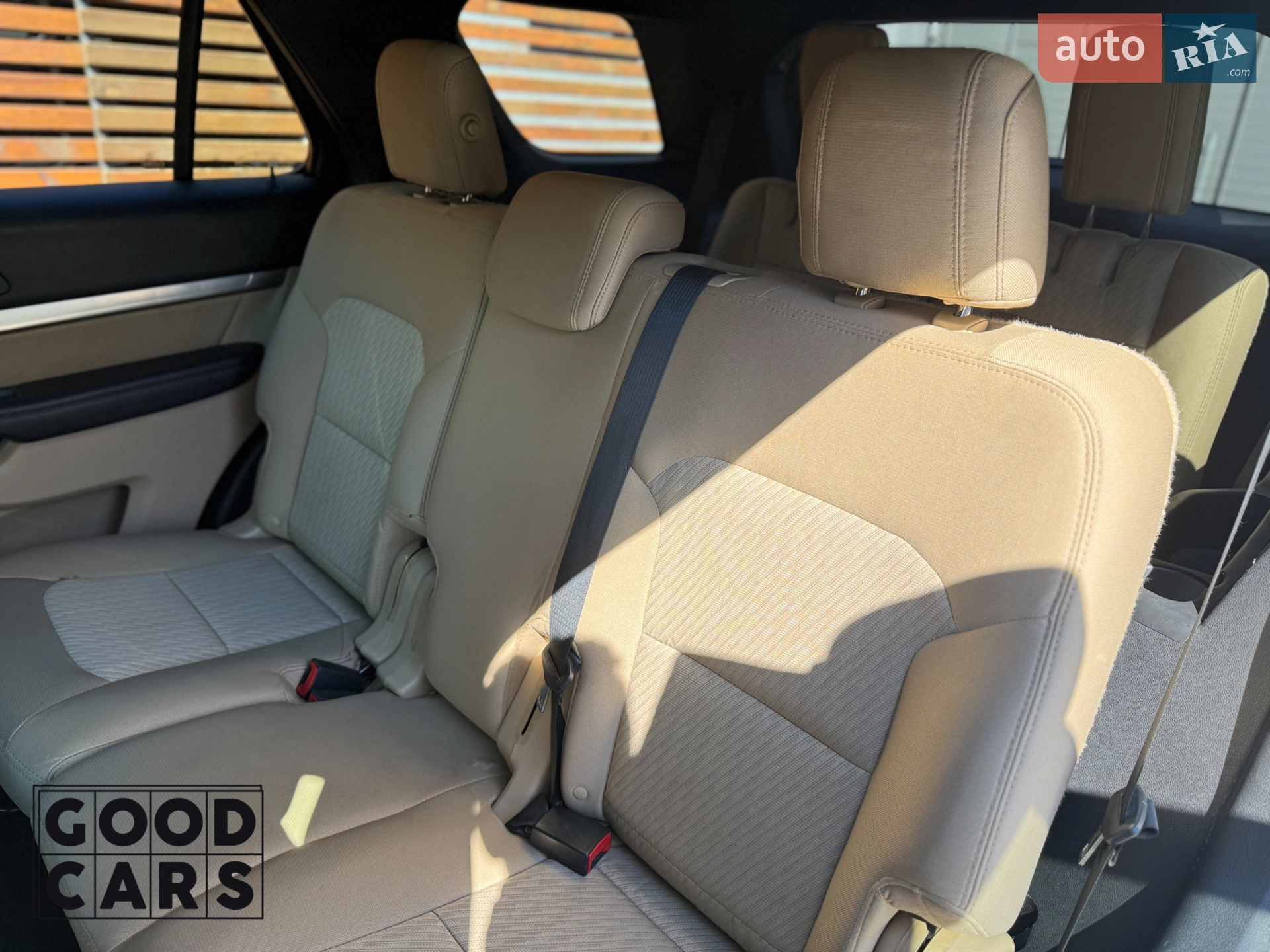 2017 Ford Explorer - мініатюра 21