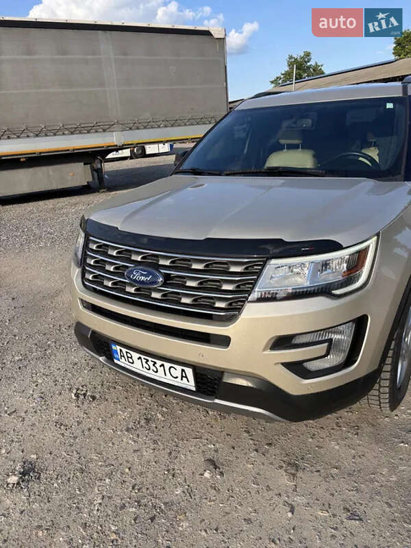Внедорожник / Кроссовер Ford Explorer 2017 в Ровно