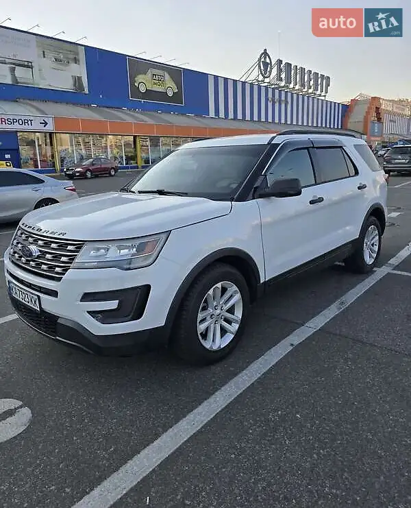 Ford Explorer