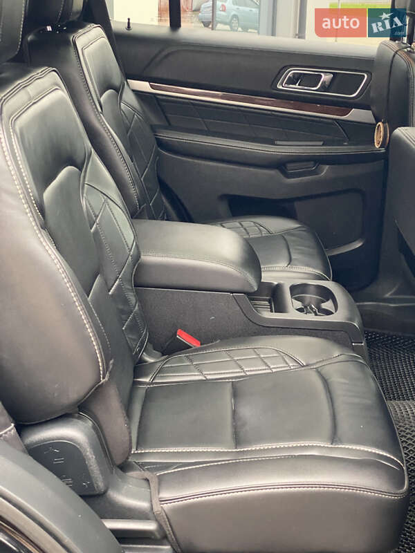 Внедорожник / Кроссовер Ford Explorer 2017 в Киеве фото 37 Внедорожник / Кроссовер Ford Explorer 2017 в Киеве
