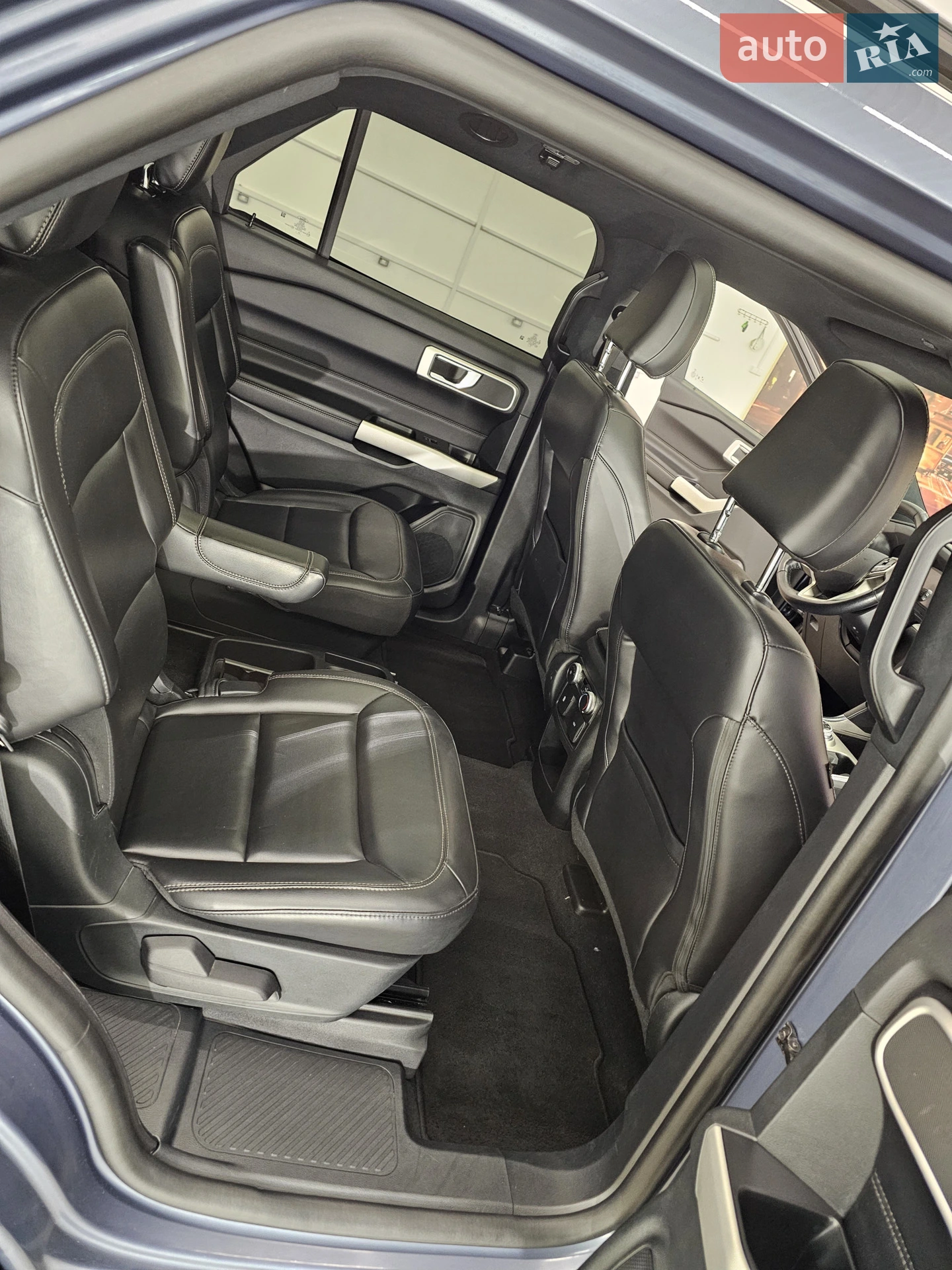 2021 Ford Explorer - мініатюра 13