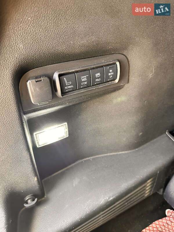 Внедорожник / Кроссовер Ford Explorer 2016 в Черновцах фото 11 Внедорожник / Кроссовер Ford Explorer 2016 в Черновцах