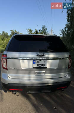 Внедорожник / Кроссовер Ford Explorer 2013 в 