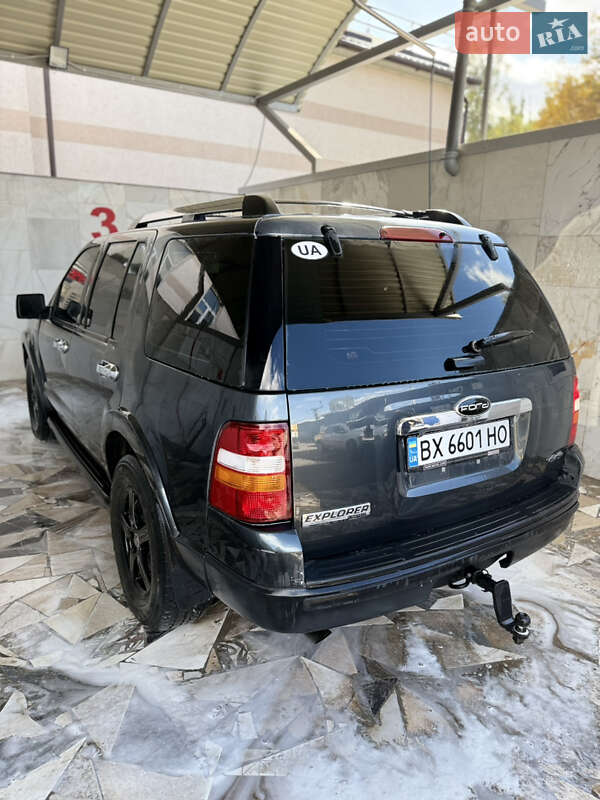 Внедорожник / Кроссовер Ford Explorer 2009 в Могилев-Подольске