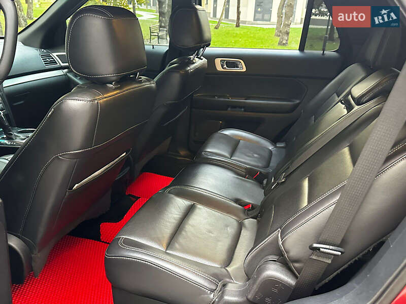 Внедорожник / Кроссовер Ford Explorer 2015 в Киеве