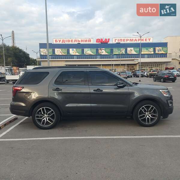 Позашляховик / Кросовер Ford Explorer 2016 в Дніпрі
