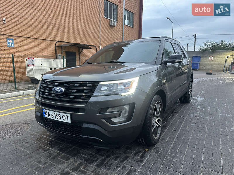 Внедорожник / Кроссовер Ford Explorer 2017 в 