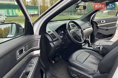 Позашляховик / Кросовер Ford Explorer 2019 в  фото 8 Позашляховик / Кросовер Ford Explorer 2019 в