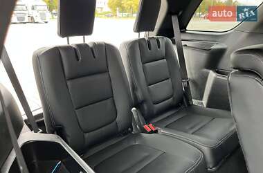 Позашляховик / Кросовер Ford Explorer 2019 в  фото 15 Позашляховик / Кросовер Ford Explorer 2019 в