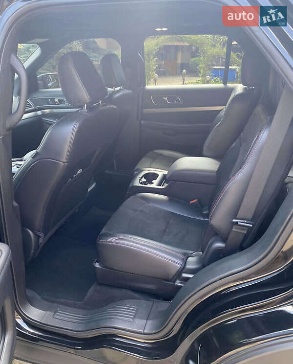 Внедорожник / Кроссовер Ford Explorer 2018 в Львове