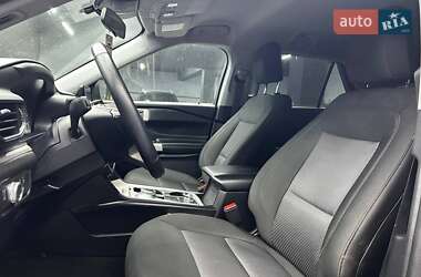 Внедорожник / Кроссовер Ford Explorer 2022 в Черновцах
