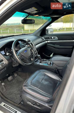 Внедорожник / Кроссовер Ford Explorer 2016 в 