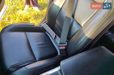 Позашляховик / Кросовер Ford Explorer 2012 в  фото 3 Позашляховик / Кросовер Ford Explorer 2012 в