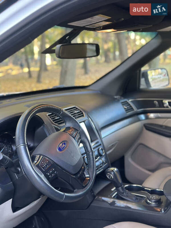 Позашляховик / Кросовер Ford Explorer 2018 в Івано-Франківську фото 23 Позашляховик / Кросовер Ford Explorer 2018 в Івано-Франківську