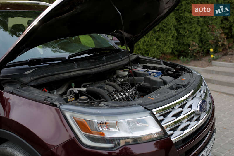 Внедорожник / Кроссовер Ford Explorer 2018 в Кременце