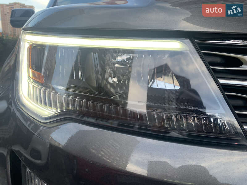 Внедорожник / Кроссовер Ford Explorer 2016 в Киеве фото 28 Внедорожник / Кроссовер Ford Explorer 2016 в Киеве