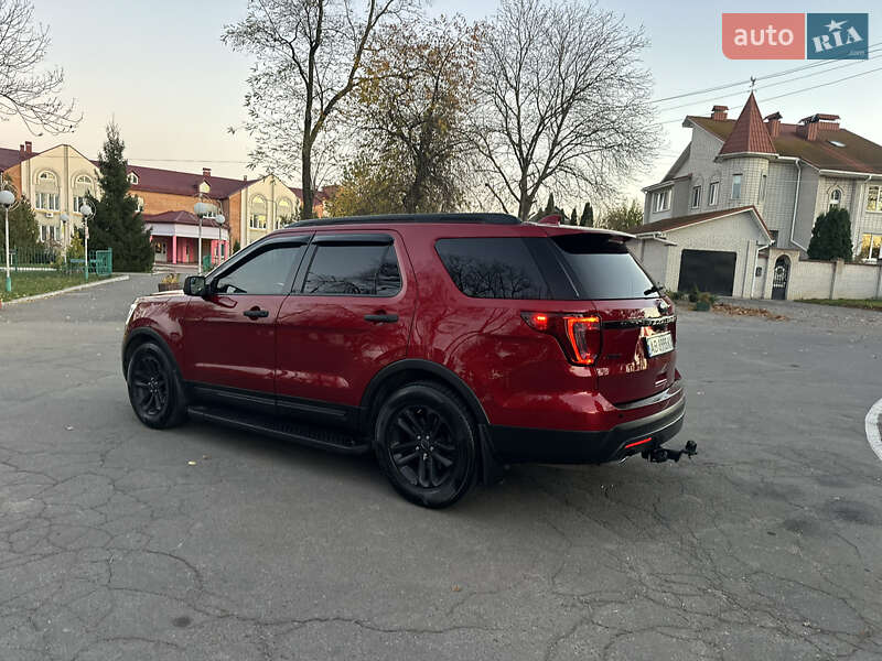 Позашляховик / Кросовер Ford Explorer 2016 в Вінниці