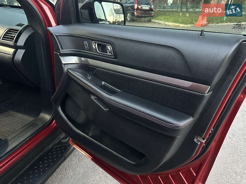 Позашляховик / Кросовер Ford Explorer 2016 в Вінниці