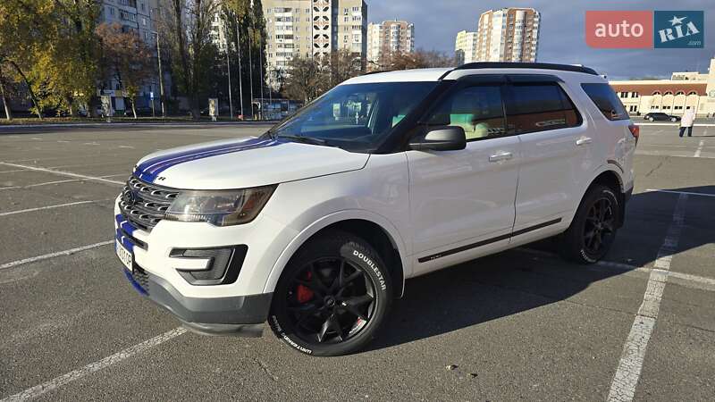 Позашляховик / Кросовер Ford Explorer 2016 в Броварах