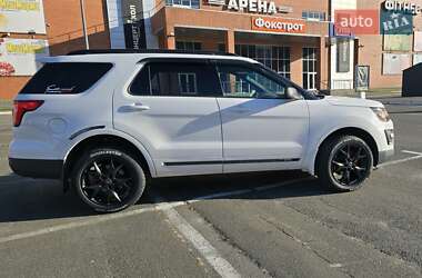 Внедорожник / Кроссовер Ford Explorer 2016 в Броварах