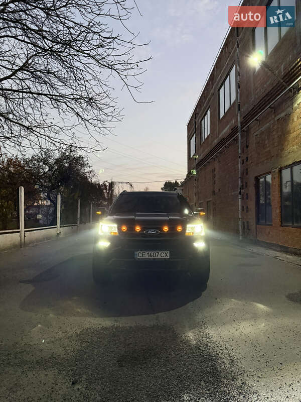Внедорожник / Кроссовер Ford Explorer 2018 в Черновцах