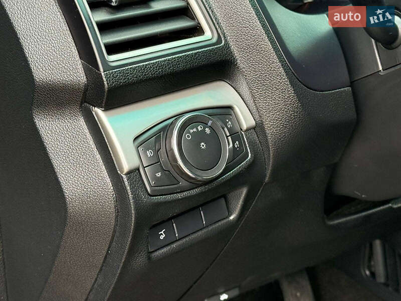 Внедорожник / Кроссовер Ford Explorer 2016 в Одессе фото 11 Внедорожник / Кроссовер Ford Explorer 2016 в Одессе