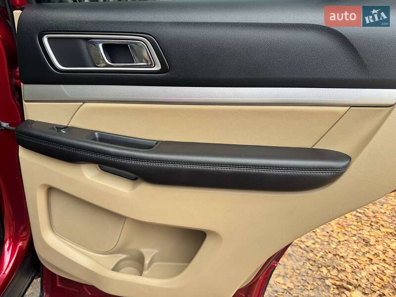 Внедорожник / Кроссовер Ford Explorer 2017 в Ахтырке