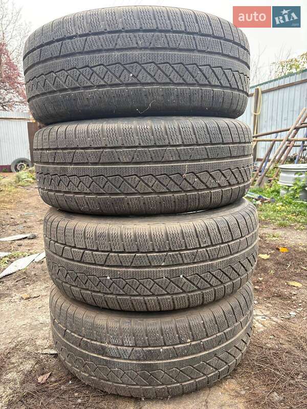 Внедорожник / Кроссовер Ford Explorer 2017 в Ахтырке