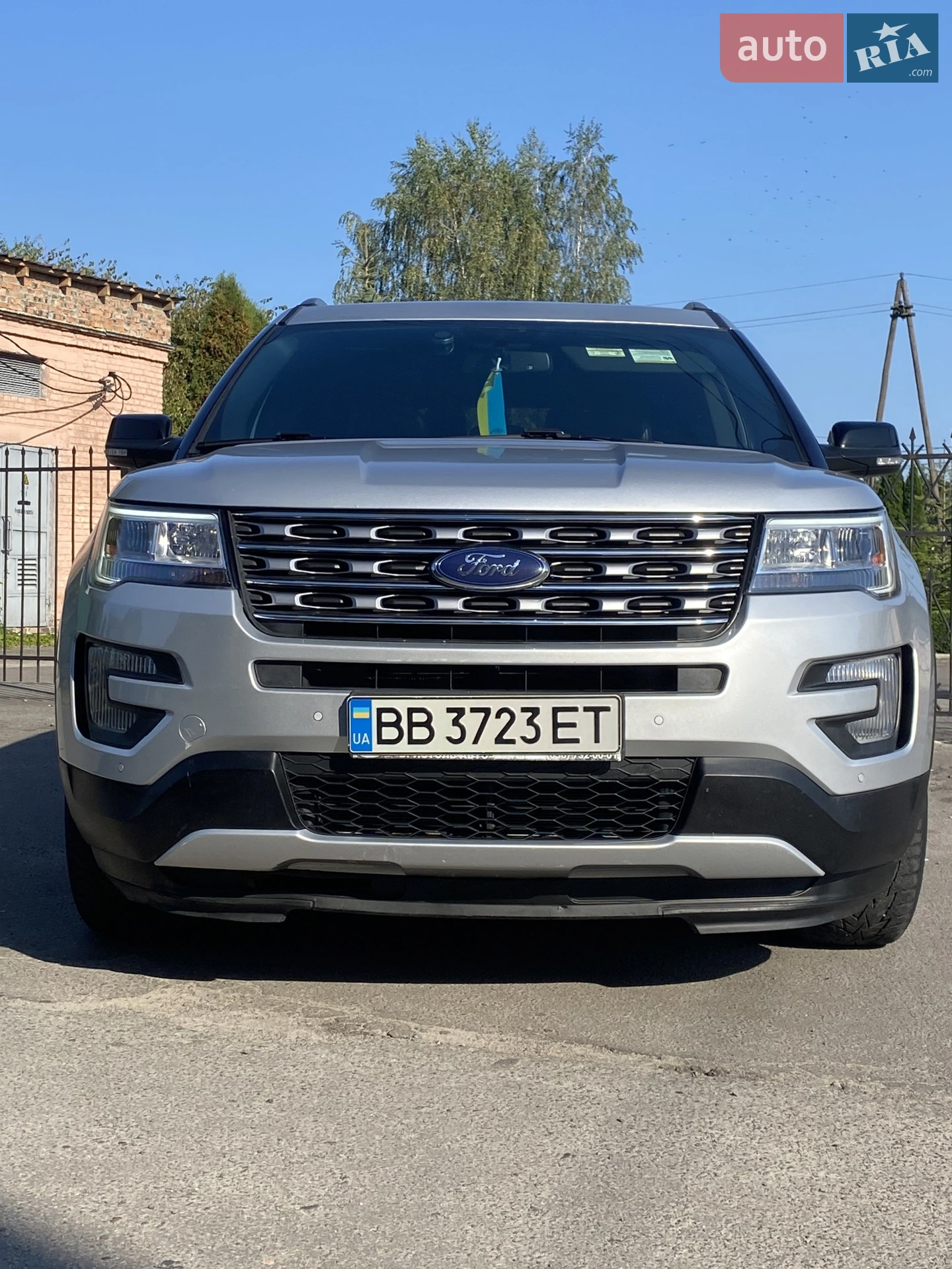 2017 Ford Explorer - мініатюра 3