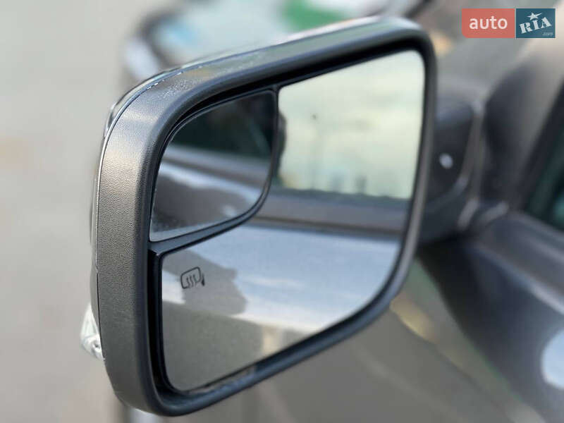 Внедорожник / Кроссовер Ford Explorer 2017 в Киеве фото 13 Внедорожник / Кроссовер Ford Explorer 2017 в Киеве