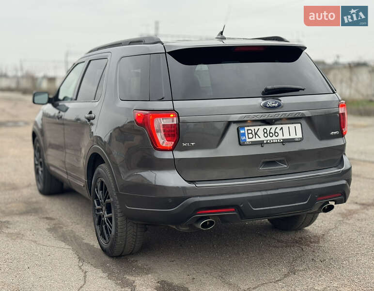 Внедорожник / Кроссовер Ford Explorer 2018 в Попельне фото 12 Внедорожник / Кроссовер Ford Explorer 2018 в Попельне