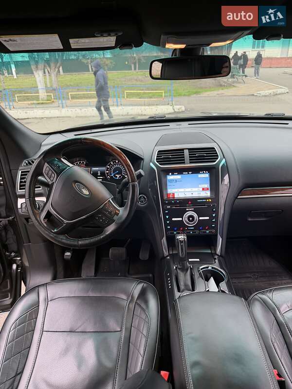 Внедорожник / Кроссовер Ford Explorer 2016 в Киеве