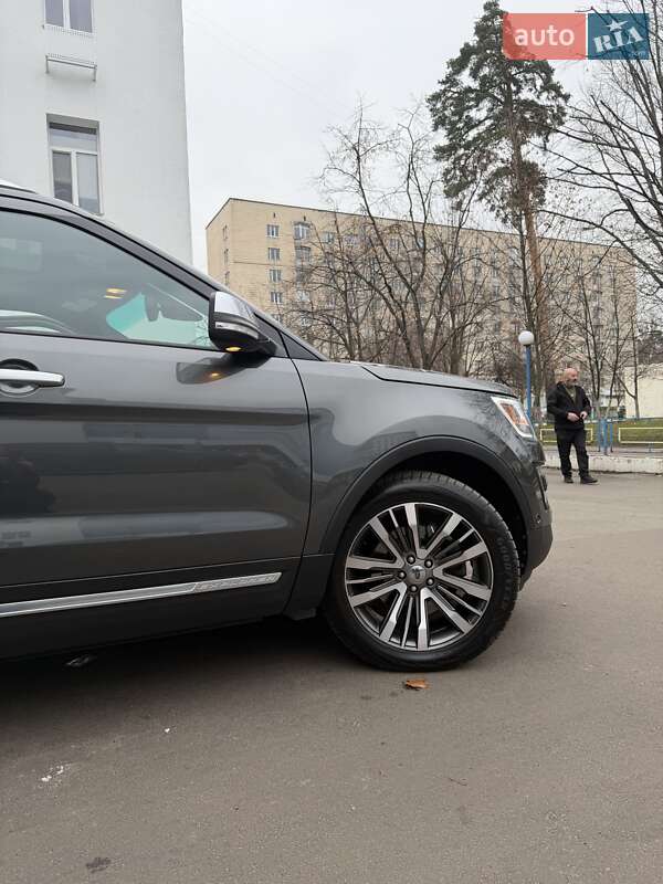 Внедорожник / Кроссовер Ford Explorer 2016 в Киеве