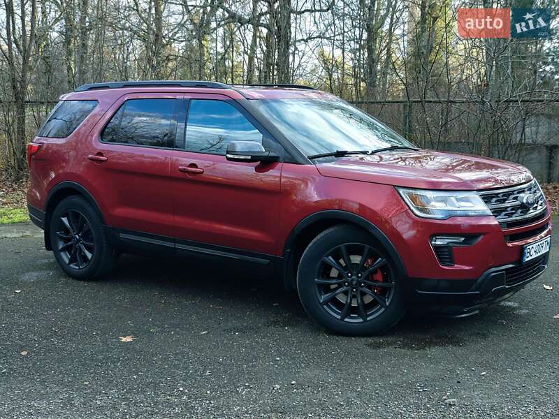 Внедорожник / Кроссовер Ford Explorer 2018 в Стрые