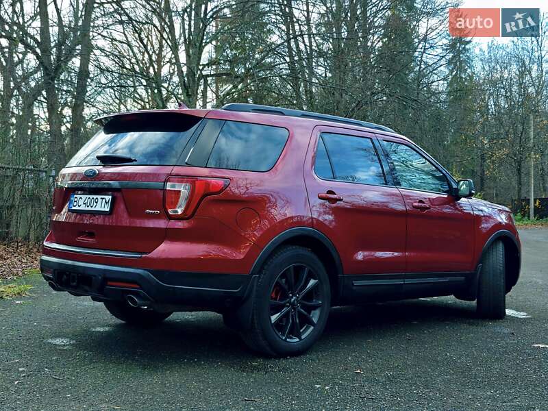 Внедорожник / Кроссовер Ford Explorer 2018 в Стрые