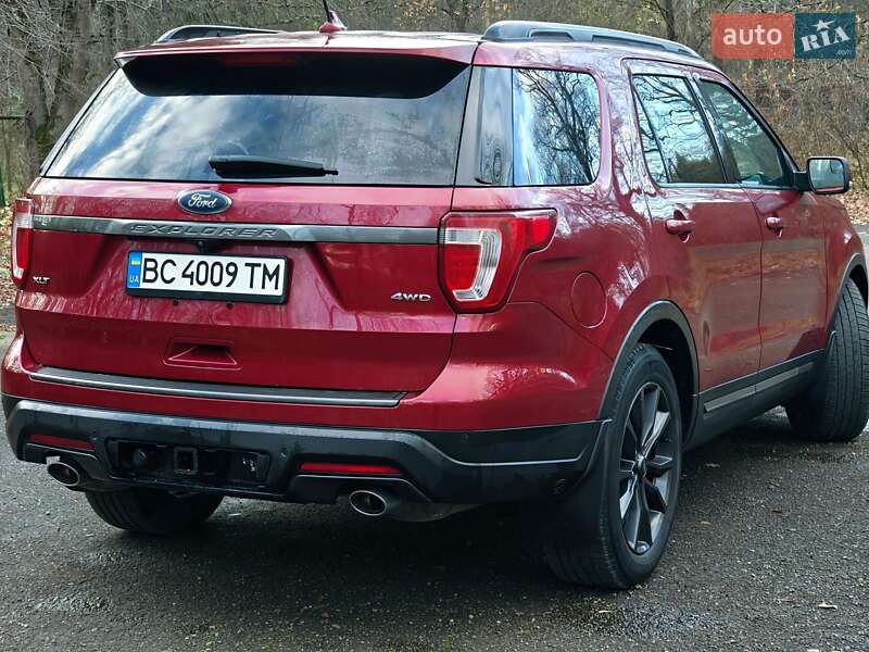 Внедорожник / Кроссовер Ford Explorer 2018 в Стрые