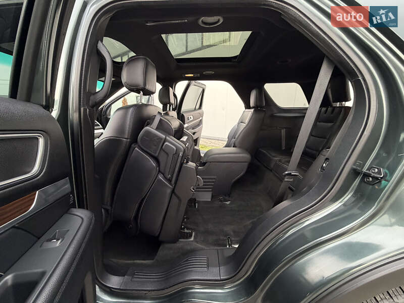 Внедорожник / Кроссовер Ford Explorer 2016 в Ивано-Франковске