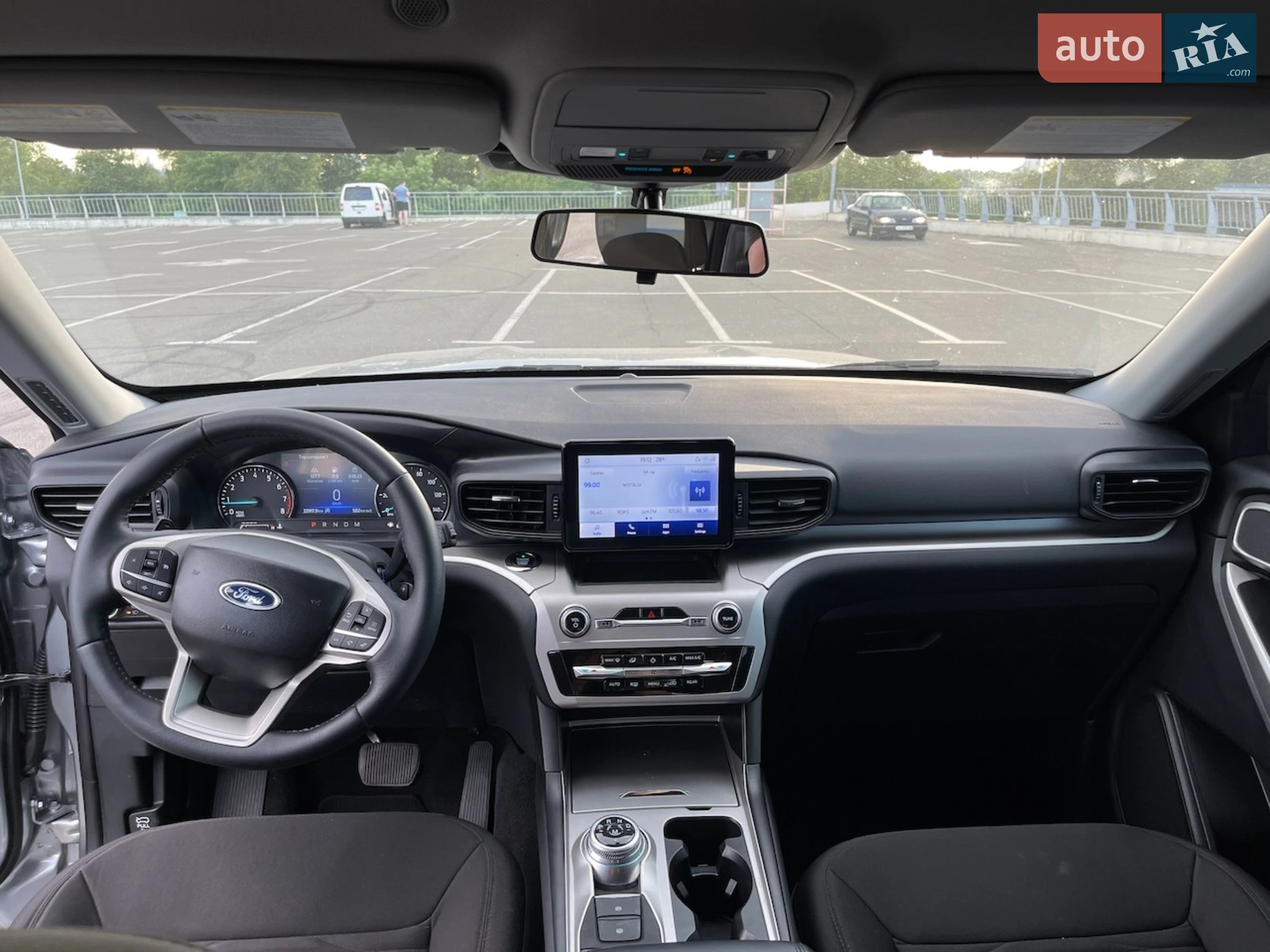 2020 Ford Explorer - мініатюра 21