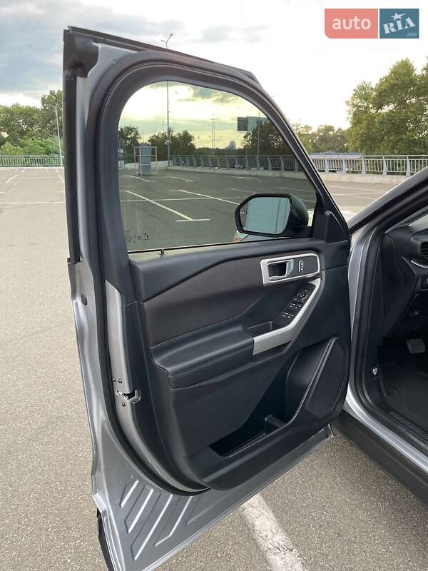 Позашляховик / Кросовер Ford Explorer 2020 в Києві