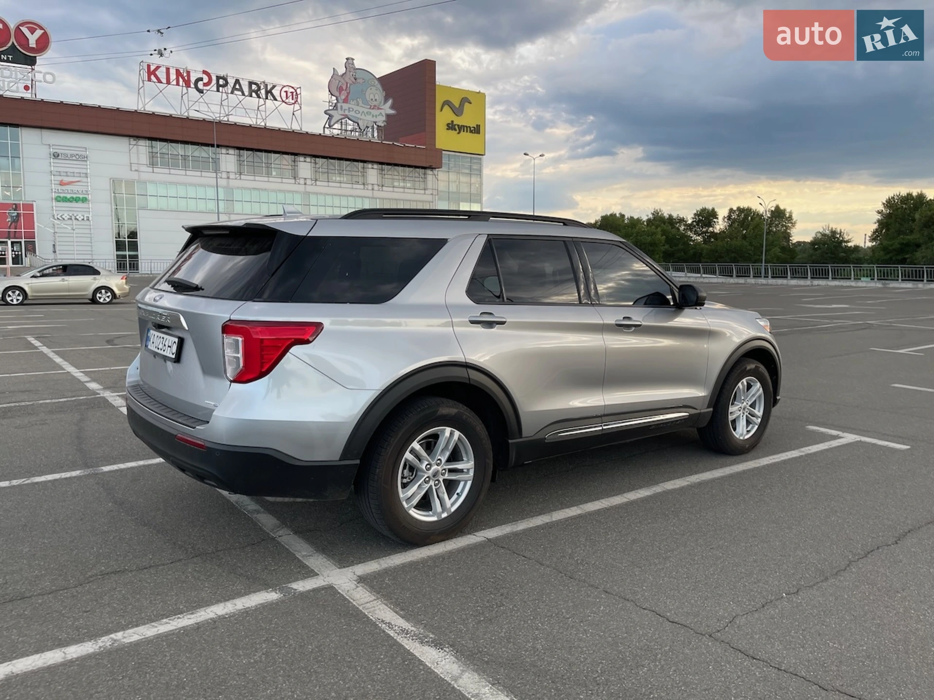 2020 Ford Explorer - мініатюра 9