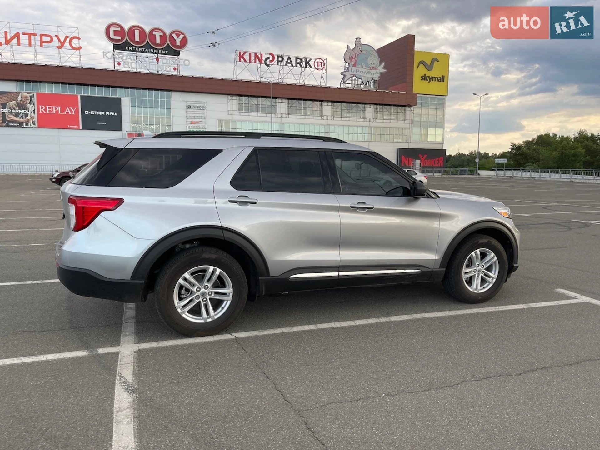 2020 Ford Explorer - мініатюра 10