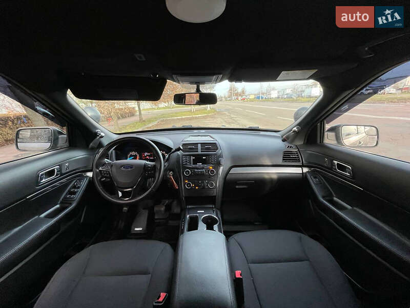 Позашляховик / Кросовер Ford Explorer 2017 в Києві